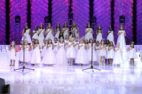 Miss CA Princesses sing National Anthem