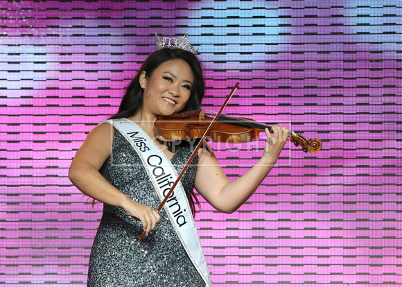 Eileen Kim (Miss CA 2019/2020)